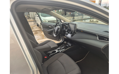 Toyota Corolla EXECUTIVE 1.8 HYBRID A/T - автомобили, коли, обяви за нови и употребявани 8