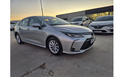 Toyota Corolla EXECUTIVE-КАМЕРА 1.6 M/T - автомобили, коли, обяви за нови и употребявани 6