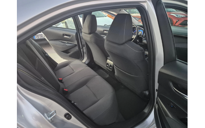 Toyota Corolla EXECUTIVE-КАМЕРА 1.6 M/T - автомобили, коли, обяви за нови и употребявани 9