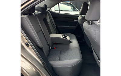 Toyota Corolla 1.4D4D 90кс / Обслужена - автомобили, коли, обяви за нови и употребявани 11