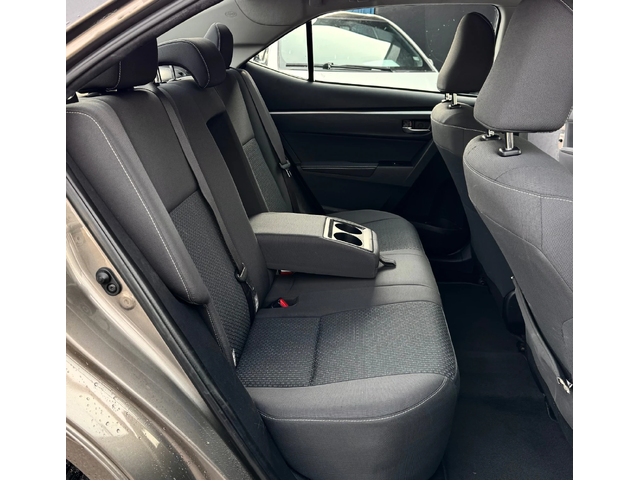 Toyota Corolla 1.4D4D 90кс / Обслужена - автомобили, коли, обяви за нови и употребявани 11