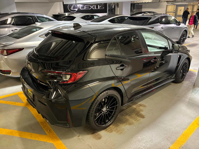 Toyota Corolla GR Core Manual - автомобили, коли, обяви за нови и употребявани 2