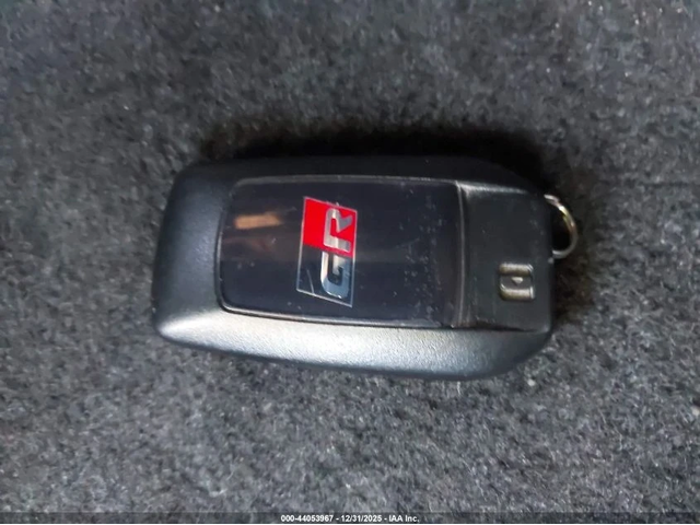 Toyota Corolla GR CORE - автомобили, коли, обяви за нови и употребявани 9