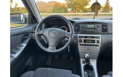 Toyota Corolla 1.4I 97кс КЛИМАТРОНИК - автомобили, коли, обяви за нови и употребявани 11