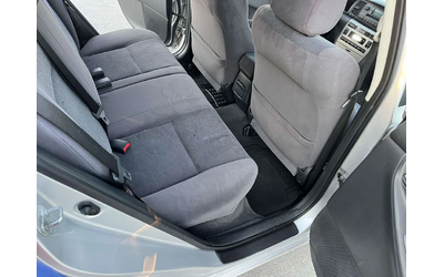 Toyota Corolla 1.4I 97кс КЛИМАТРОНИК - автомобили, коли, обяви за нови и употребявани 9