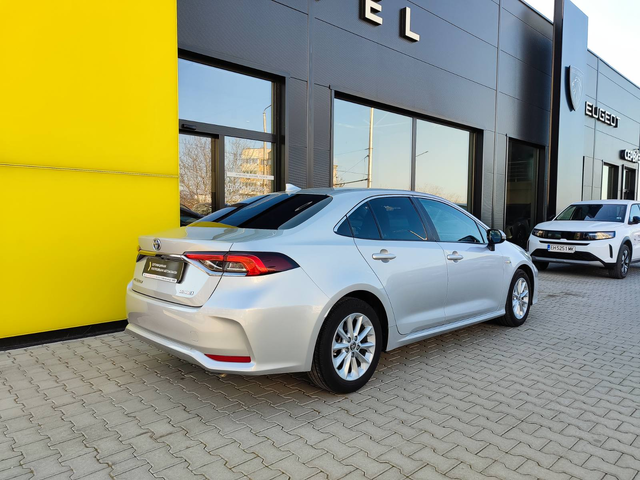Toyota Corolla 4-вр. Седан 121к.с. Хибрид - автомобили, коли, обяви за нови и употребявани 5