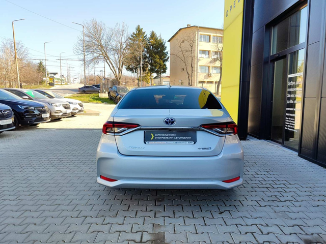 Toyota Corolla 4-вр. Седан 121к.с. Хибрид - автомобили, коли, обяви за нови и употребявани 6