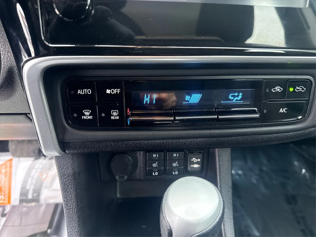 Toyota Corolla LE* АвтоКредит* (ЦЕНА ДО БГ) - автомобили, коли, обяви за нови и употребявани 5