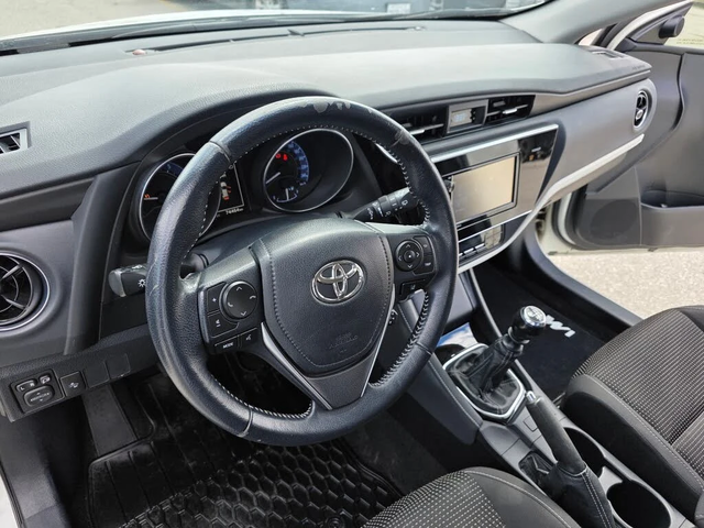 Toyota Corolla АвтоКредит* (ЦЕНА ДО БГ) - автомобили, коли, обяви за нови и употребявани 10