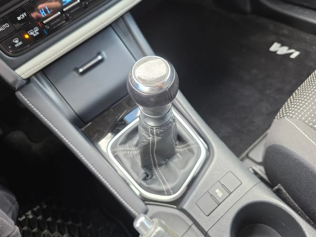 Toyota Corolla АвтоКредит* (ЦЕНА ДО БГ) - автомобили, коли, обяви за нови и употребявани 13