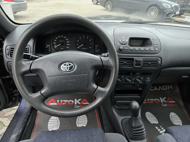 Toyota Corolla 1.4i-97кс= КЛИМАТИК - автомобили, коли, обяви за нови и употребявани 9