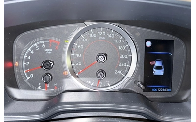 Toyota Corolla 1.5 МТ - автомобили, коли, обяви за нови и употребявани 10