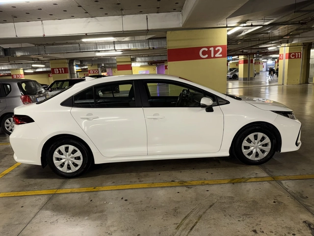 Toyota Corolla 1.5 МТ - автомобили, коли, обяви за нови и употребявани 3