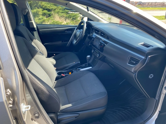 Toyota Corolla 1.6 AT - автомобили, коли, обяви за нови и употребявани 12
