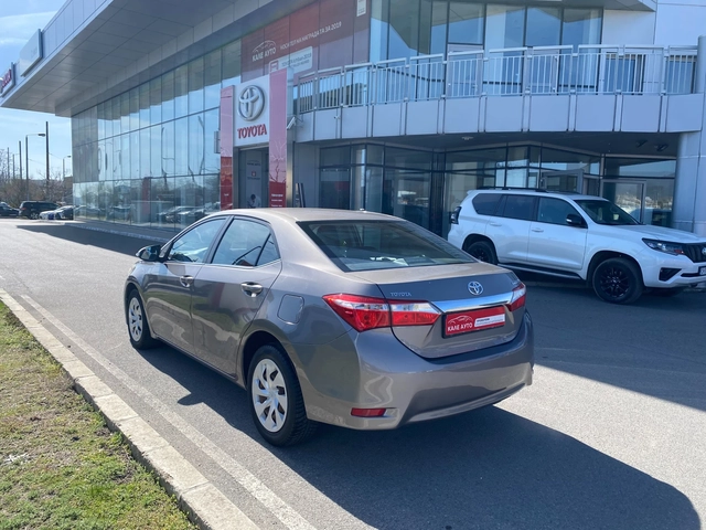 Toyota Corolla 1.6 AT - автомобили, коли, обяви за нови и употребявани 5