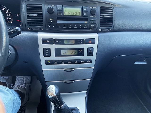 Toyota Corolla 1.4 SOL MT - автомобили, коли, обяви за нови и употребявани 14