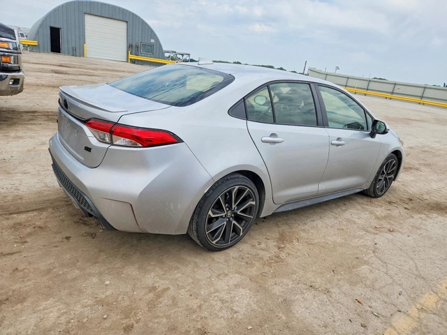Toyota Corolla SE - автомобили, коли, обяви за нови и употребявани 2