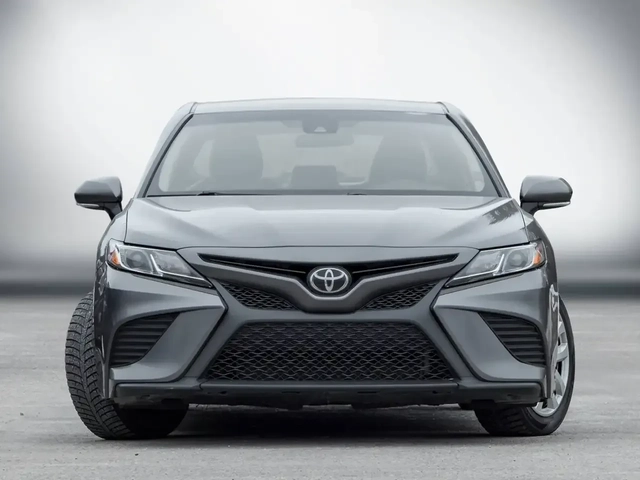 Toyota Corolla SE - автомобили, коли, обяви за нови и употребявани 3