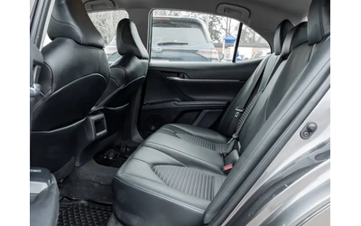 Toyota Corolla SE - автомобили, коли, обяви за нови и употребявани 7