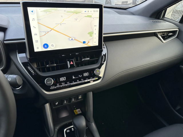 Toyota Corolla Cross Hybrid/2.0/VVT-I Team Deutschland - автомобили, коли, обяви за нови и употребявани 12