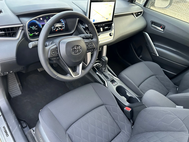 Toyota Corolla Cross Hybrid/2.0/VVT-I Team Deutschland - автомобили, коли, обяви за нови и употребявани 6