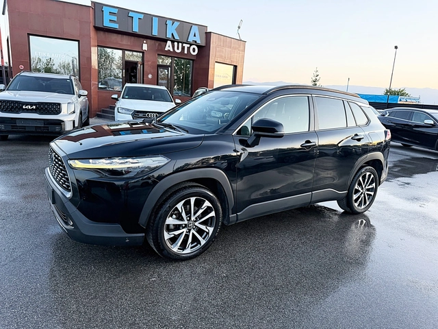Toyota Corolla Cross 2.0Hybrid-4x4-Navi-Led-Bixenon-Kamera-Подгряване-! - автомобили, коли, обяви за нови и употребявани 2