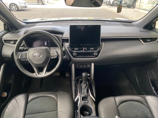 Toyota Corolla Cross 2.0 HEV Luxury FWD - автомобили, коли, обяви за нови и употребявани 12
