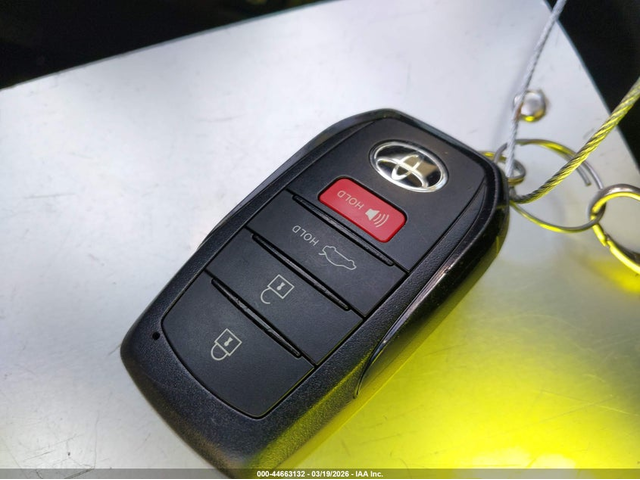 Toyota COROLLA HYBRID 1.8L I-4 DOHC, VVT, 96HP Front Wheel Drive - автомобили, коли, обяви за нови и употребявани 10
