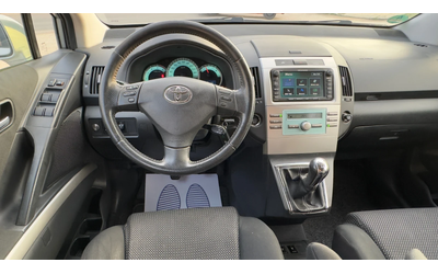 Toyota Corolla verso 7 МЕСТНА - автомобили, коли, обяви за нови и употребявани 8