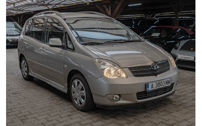 toyota-corolla-verso-2-0d-4d-ucheben-klimatronik - 1