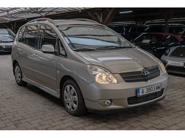 Toyota Corolla Verso 2.0D-4D/УЧЕБЕН/Климатроник - автомобили, коли, обяви за нови и употребявани 1