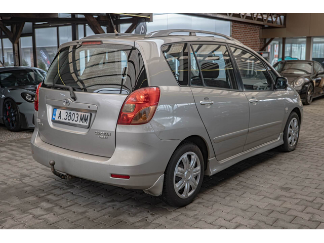 Toyota Corolla Verso 2.0D-4D/УЧЕБЕН/Климатроник - автомобили, коли, обяви за нови и употребявани 2