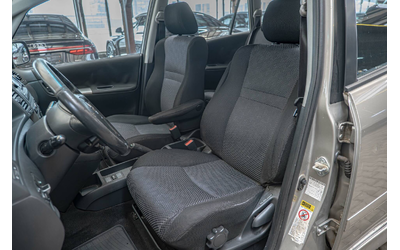 Toyota Corolla Verso 2.0D-4D/УЧЕБЕН/Климатроник - автомобили, коли, обяви за нови и употребявани 6