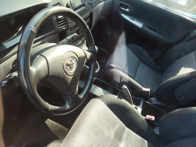 Toyota Corolla verso 2, 0d 90ps - автомобили, коли, обяви за нови и употребявани 5