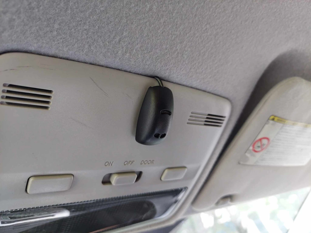 Toyota Corolla verso 1, 6i 110ps - автомобили, коли, обяви за нови и употребявани 11