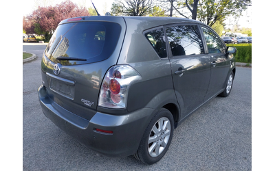 toyota-corolla-verso - 3