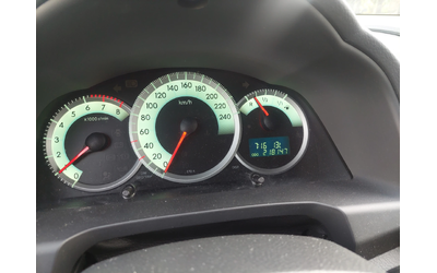 Toyota Corolla verso 1, 6i 110ps Italy - автомобили, коли, обяви за нови и употребявани 9