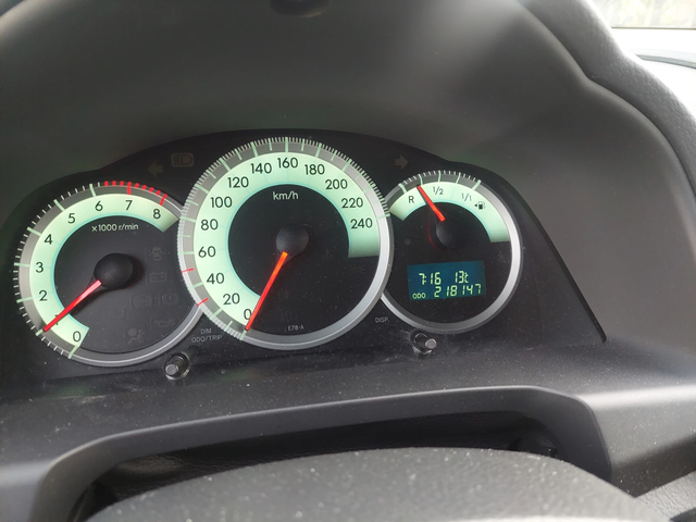 Toyota Corolla verso 1, 6i 110ps Italy - автомобили, коли, обяви за нови и употребявани 9