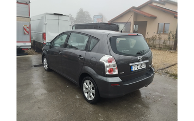 toyota-corolla-verso - 3