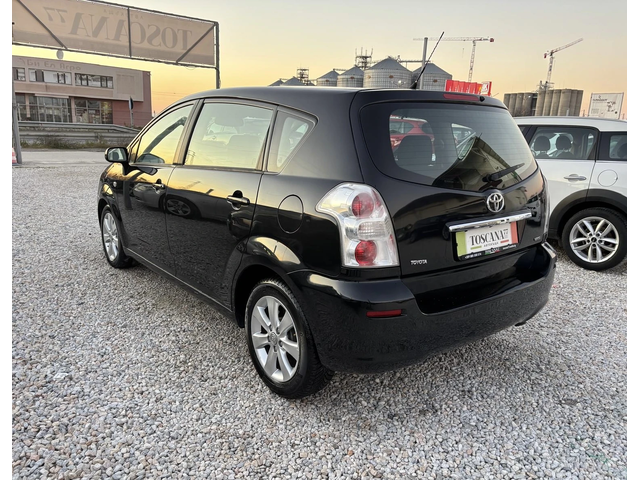 Toyota Corolla verso 2.2d4d* 136к.с.* Face* Navi* Лизинг - автомобили, коли, обяви за нови и употребявани 2