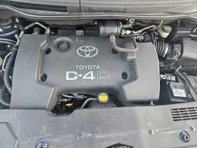 Toyota Corolla verso - автомобили, коли, обяви за нови и употребявани 13