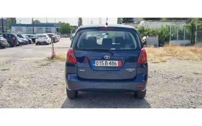 toyota-corolla-verso - 4