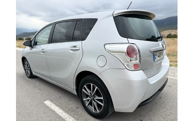 toyota-corolla-verso - 5