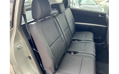 Toyota Corolla verso 2.2 D4D - автомобили, коли, обяви за нови и употребявани 11