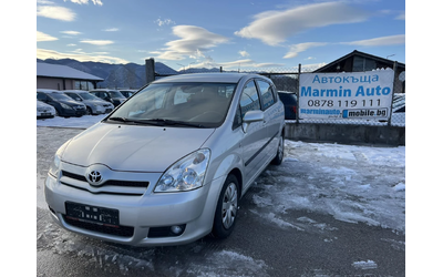 toyota-corolla-verso - 0