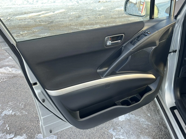 Toyota Corolla verso 2.2 D4D 136к 6 СКОРОСТИ КЛИМАТРОНИК АВТОПИЛОТ - автомобили, коли, обяви за нови и употребявани 6