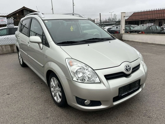 Toyota Corolla verso 2.2 D4D 136к 6 СКОРОСТИ КЛИМАТРОНИК АВТОПИЛОТ - автомобили, коли, обяви за нови и употребявани 2