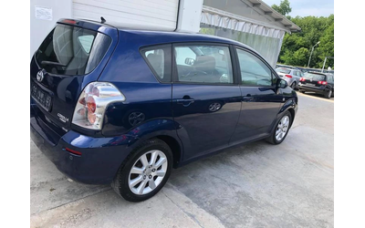 Toyota Corolla verso 2.2d4d 136k. UNIKAT - автомобили, коли, обяви за нови и употребявани 13