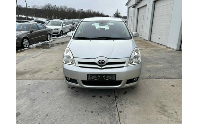 Toyota Corolla verso 2.0D4D 116k.c* 7 места* UNIKAT* - автомобили, коли, обяви за нови и употребявани 10