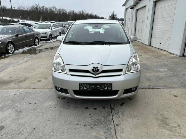 Toyota Corolla verso 2.0D4D 116k.c* 7 места* UNIKAT* - автомобили, коли, обяви за нови и употребявани 10